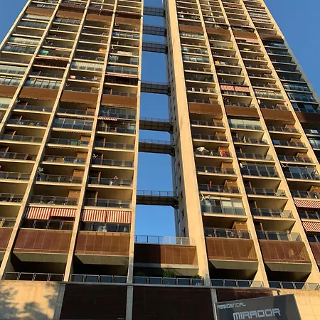 Apartment Con Vista Al Mar Y Montana